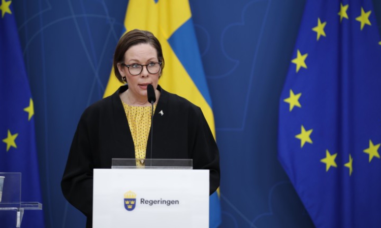 Швеция: Не може северните страни да подпомагат непропорционално много Украйна